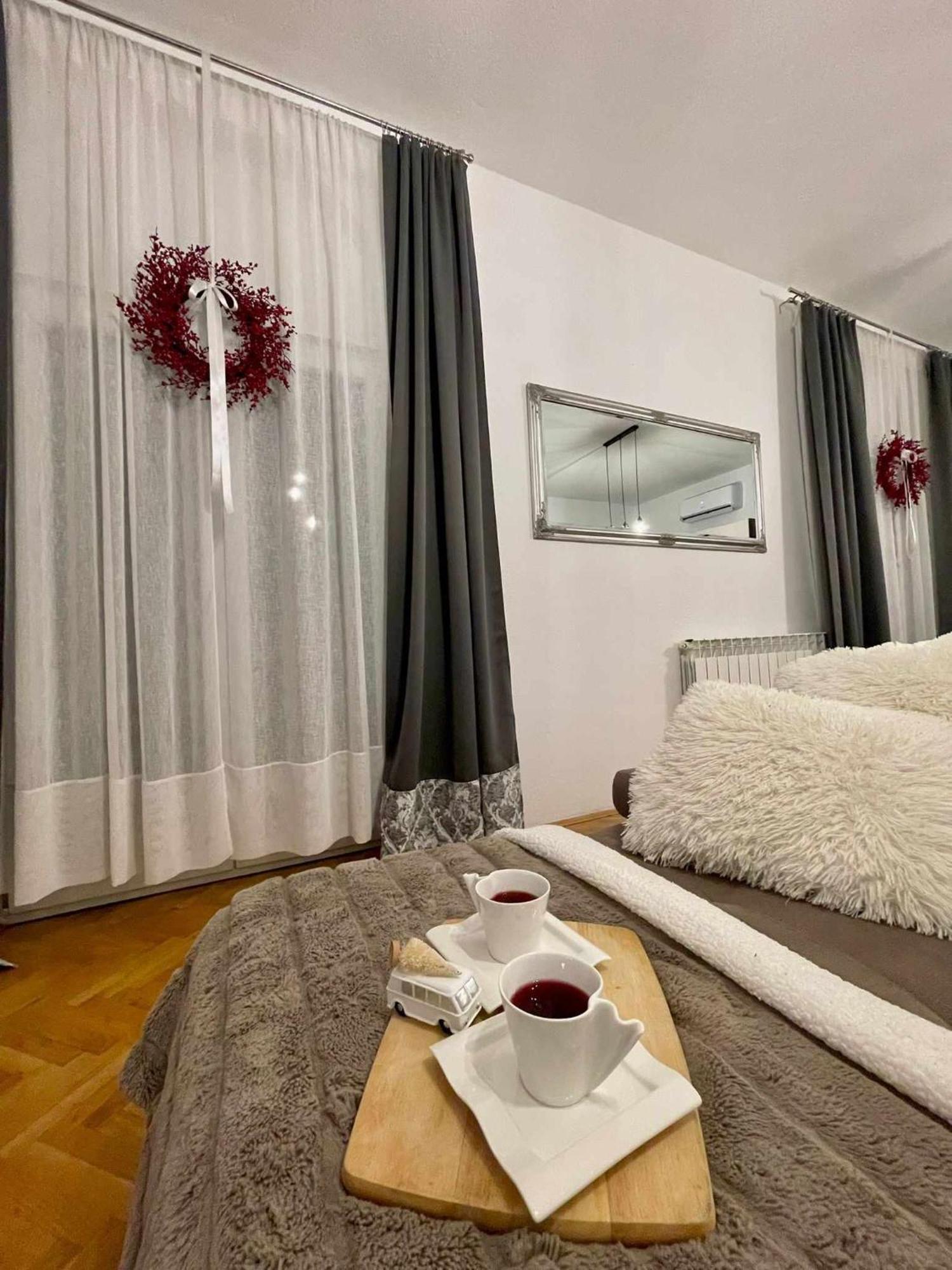 Kosante - Luxury Apartment - 150 M2 With Fitness Room Имотски Екстериор снимка