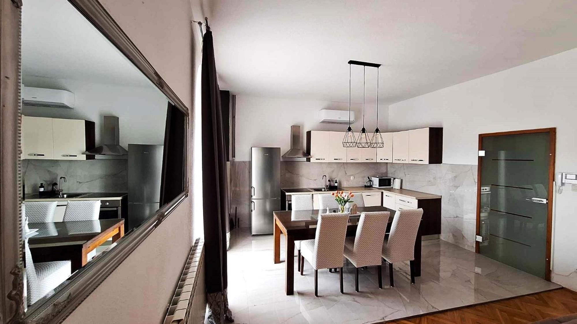 Kosante - Luxury Apartment - 150 M2 With Fitness Room Имотски Екстериор снимка